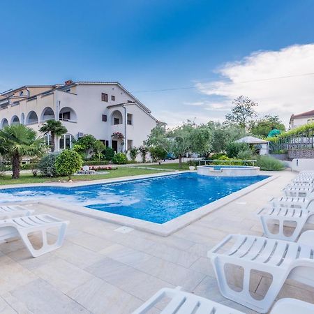 B&B Dujmovic Malinska Exterior foto
