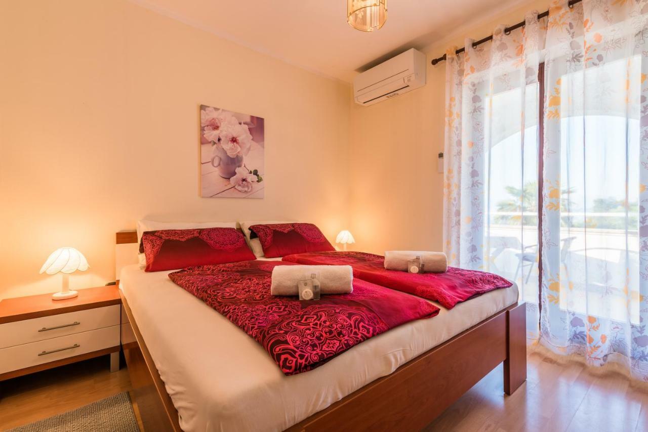 B&B Dujmovic Malinska Exterior foto